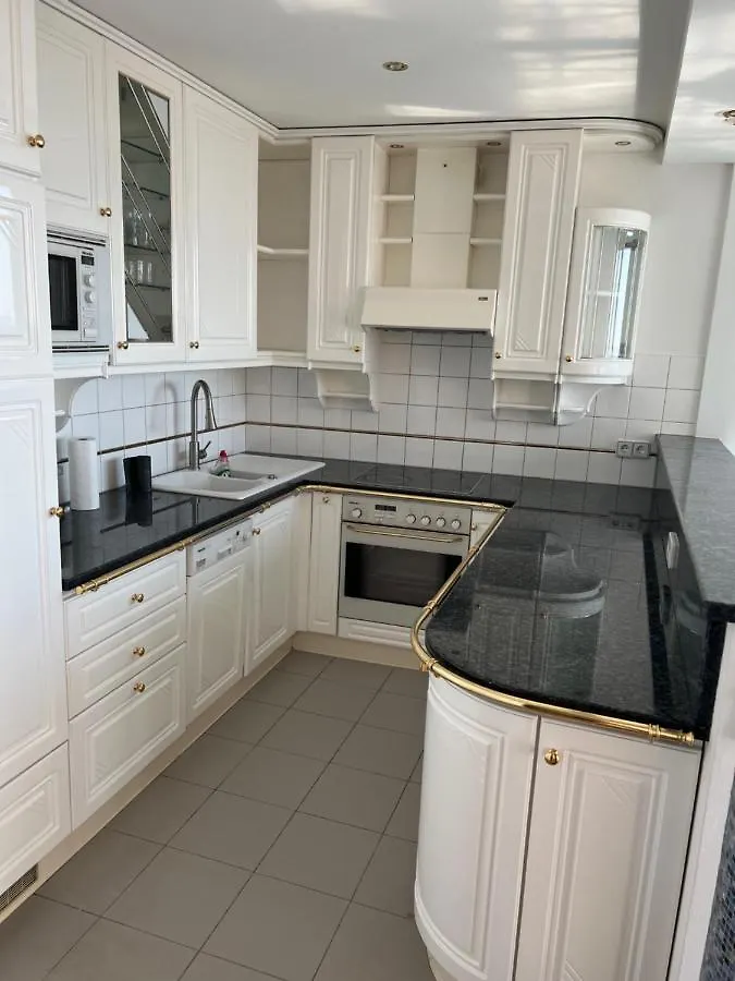 Apartment Mit Blick Uber Wien 1160 Austria