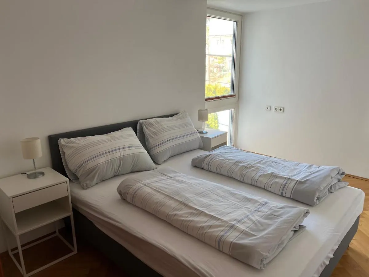 Apartment Mit Blick Uber Wien 1160