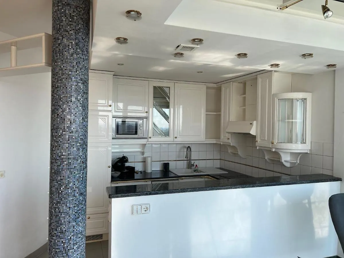 Apartment Mit Blick Uber Wien 1160 Vienna